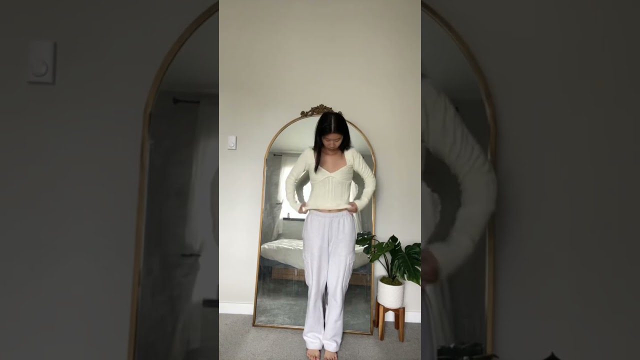 Video Flared Leggings Outfit Idea💟 #ootdfashion #fashiontrends #ootd #ootdstyle #fashionideas #outfitidea Video Flared Leggings Outfit Idea💟 #ootdfashion #fashiontrends #ootd #ootdstyle #fashionideas #outfitidea