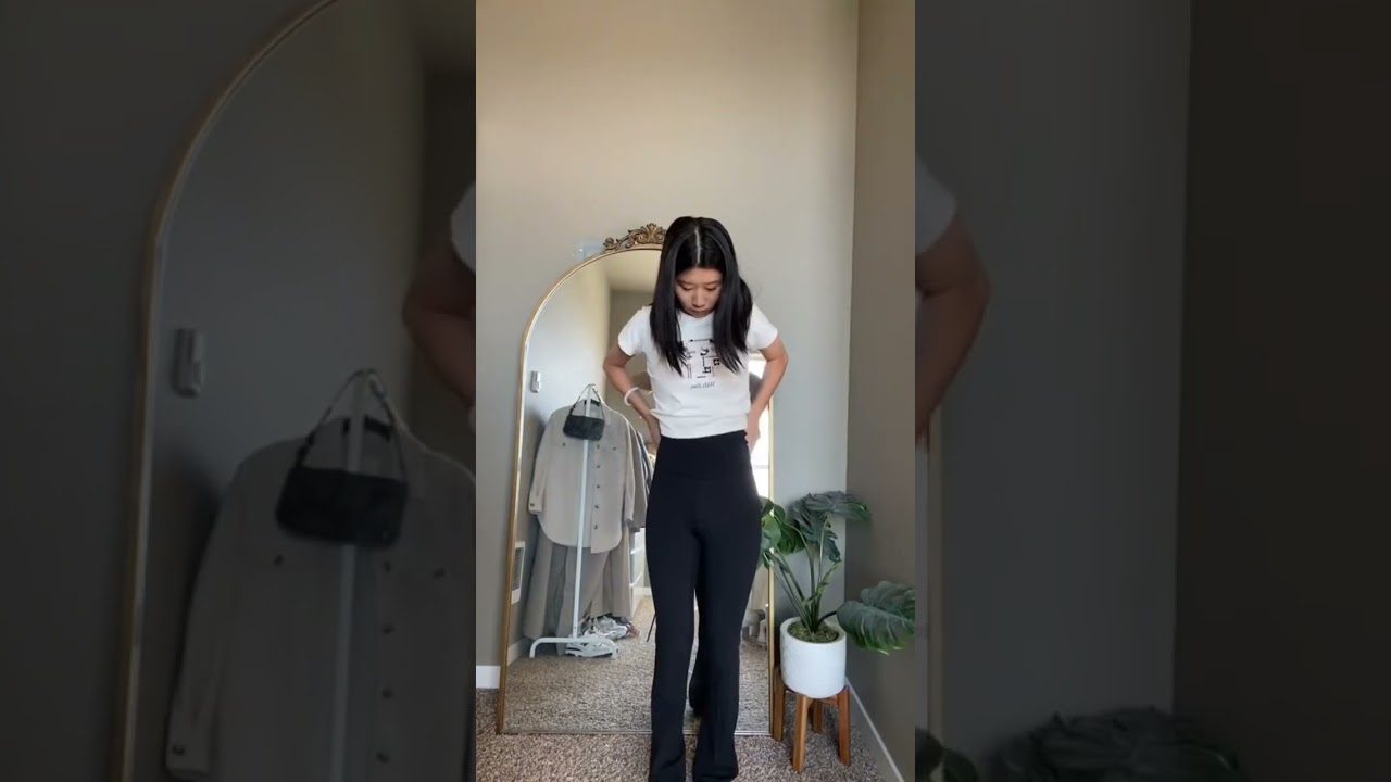 Video Flared Leggings/Yoga Pants Outfit Idea 🖤 #springoutfit #fashion #outfitinspo #outfitidea #ootd